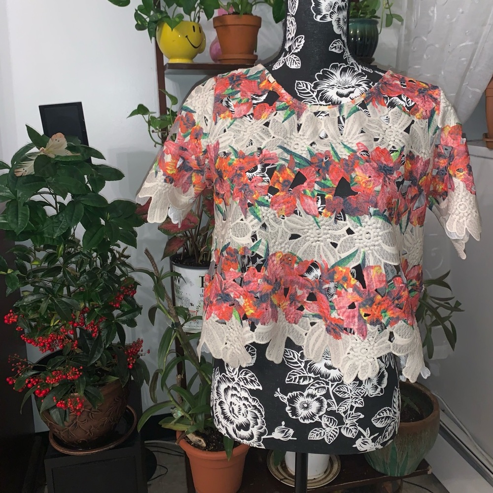 Love Riche Floral Top